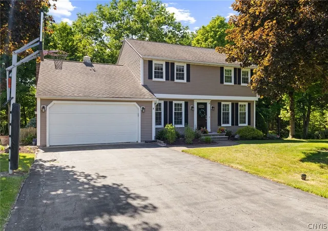 2nd image of 4847 Glinden Ln, Syracuse, NY 13215 | MLS# S1688878