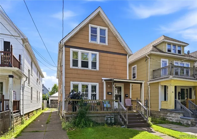 Photo 1 of Sale Pending at 40 Ullman St, Buffalo, NY 14207 | MLS# B1689248 | Listing updated on 2026-07-26