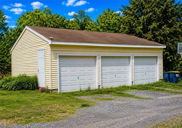 4th image of 1969 Canal Rd, Memphis, NY 13112 | MLS# S1689226