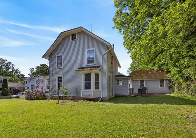 Homes for sale in Palmyra, NY | 313 Fayette St, Palmyra, NY 14522 | MLS# R1688990