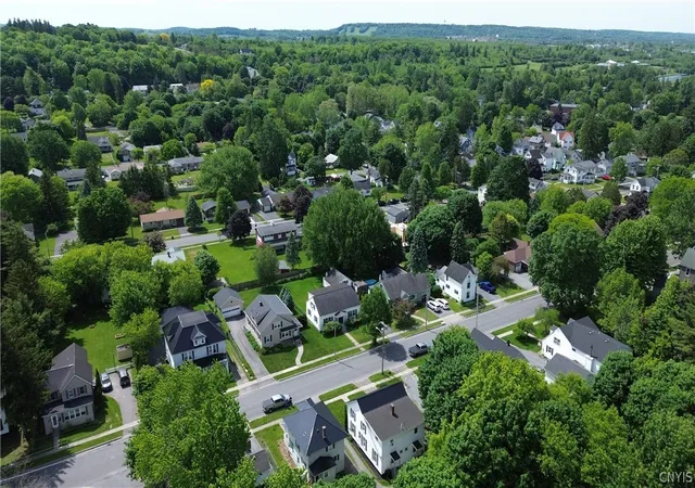 5th image of 345 Brainard St, Watertown, NY 13601 | MLS# S1689362