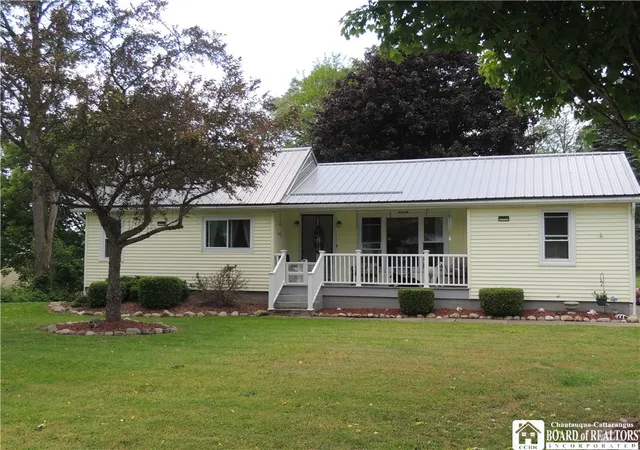 Homes for sale in Randolph, NY | 257 Spring St, Randolph, NY 14772 | MLS# R1688494