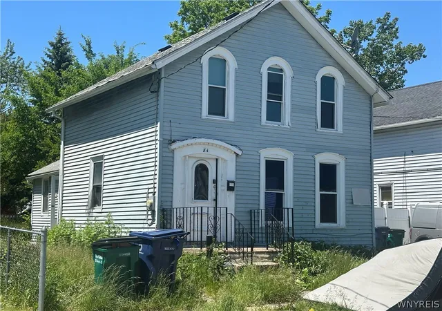 Photo 2 of Single family home for sale at 84 Thompson St, Buffalo, NY 14207 | MLS# B1689390 | Listing updated on 2026-07-21