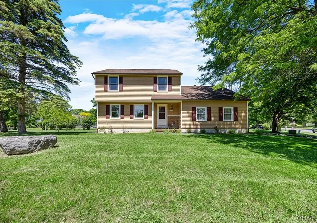 Homes for sale in Manlius, NY | 4715 Sabre Ln, Manlius, NY 13104 | MLS# S1684750