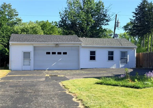 3rd image of 78 Koladyne Ave, Rochester, NY 14606 | MLS# R1688783