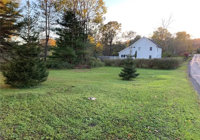 4th image of 816 County Hwy 11, Laurens, NY 13820 | MLS# R1688410