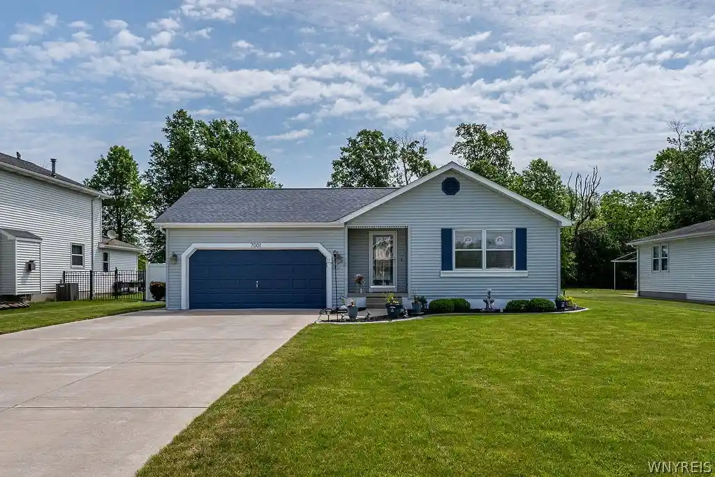 Photo 1 of Sale Pending at 7001 Deborah Ln, Niagara Falls, NY 14304 | MLS# B1688822 | Listing updated on 2026-09-29