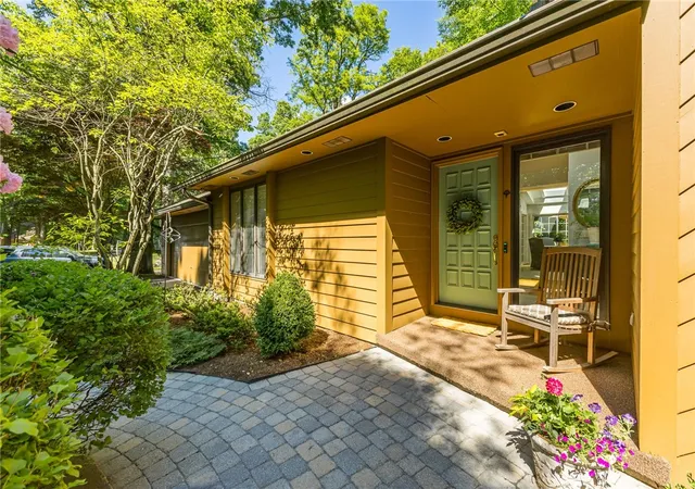3rd image of 4 Auburndale, Pittsford, NY 14534 | MLS# R1688667