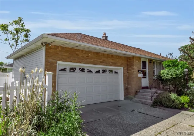 2nd image of 61 Alden Ave, Buffalo, NY 14216 | MLS# B1685941