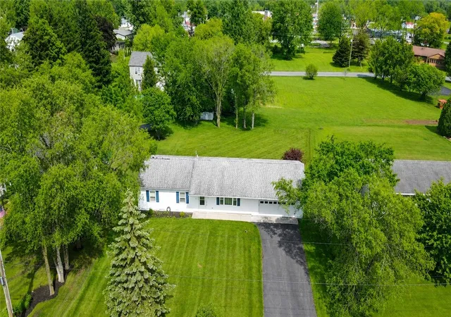 Homes for sale in Fayette, NY | 16 Keli Dr, Fayette, NY 13165 | MLS# R1681817