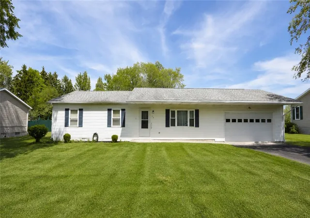 Homes for sale in Fayette, NY | 16 Keli Dr, Fayette, NY 13165 | MLS# R1681817