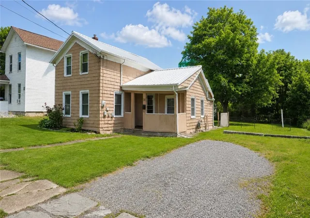 Photo 3 of Sale Pending at 30 Rumsey St, Seneca Falls, NY 13148 | MLS# R1688114 | Listing updated on 2026-07-22