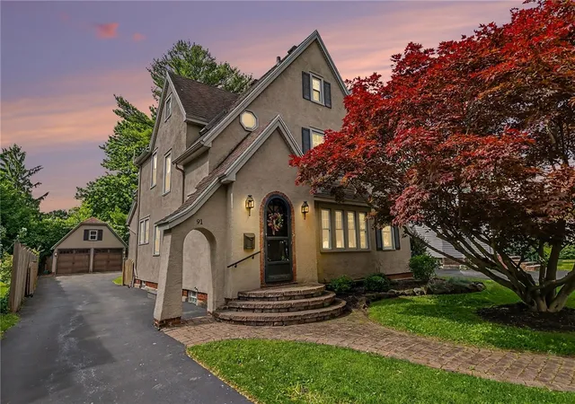 Homes for sale in Brighton, NY | 91 Warrington Dr, Brighton, NY 14618 | MLS# R1688808