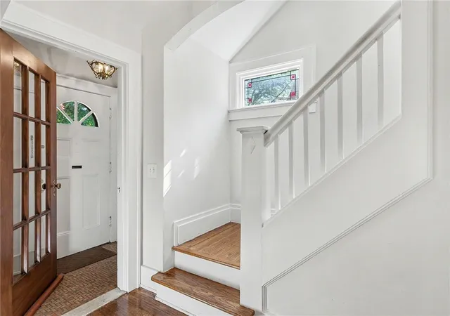 Photo 3 of Sale Pending at 91 Warrington Dr, Rochester, NY 14618 | MLS# R1688808 | Listing updated on 2026-06-24