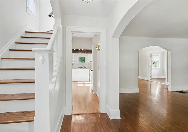 Photo 4 of Sale Pending at 91 Warrington Dr, Rochester, NY 14618 | MLS# R1688808 | Listing updated on 2026-06-24