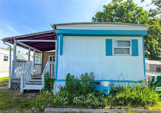 3rd image of 5839 Chili Riga Center Rd #E6, Churchville, NY 14428 | MLS# R1689144