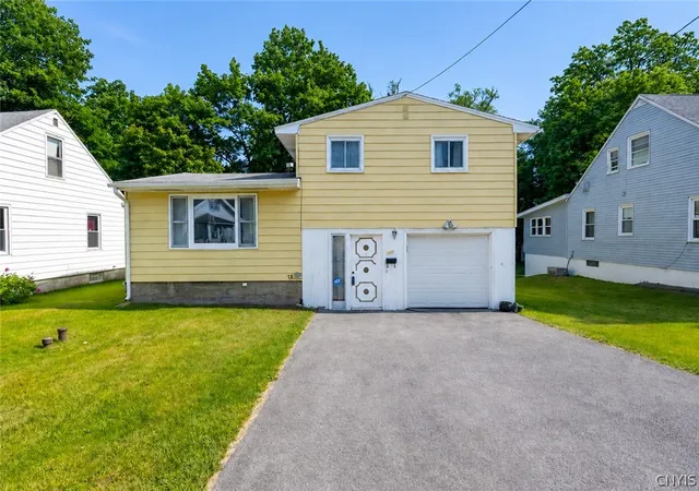 1st image of 510 Atlantic Ave, Syracuse, NY 13207 | MLS# S1688903