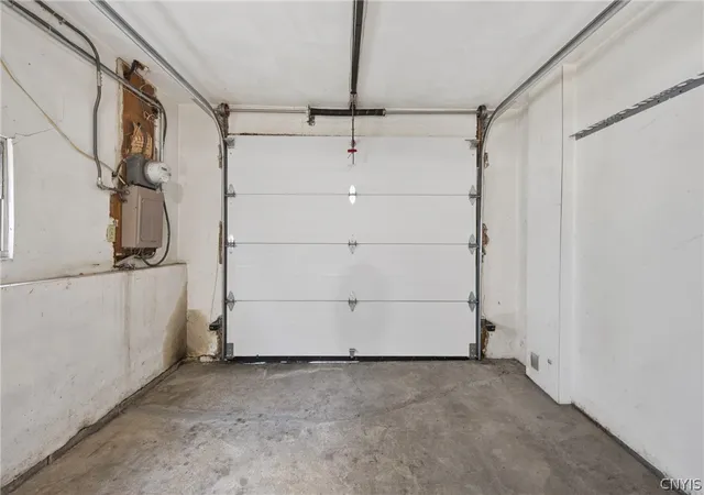 34th image of 510 Atlantic Ave, Syracuse, NY 13207 | MLS# S1688903