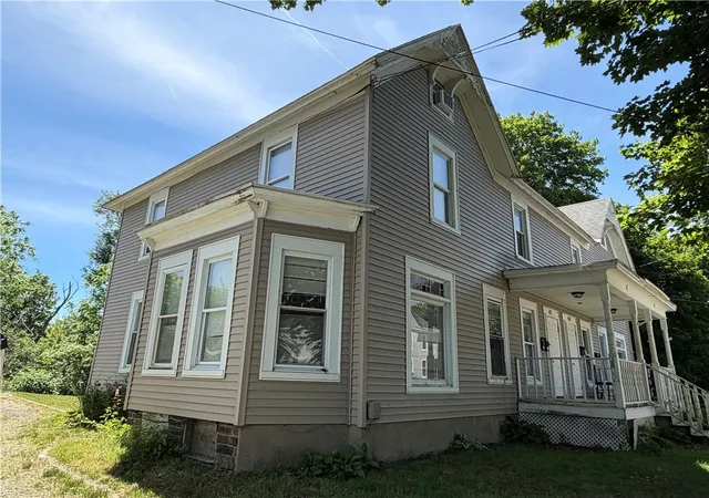 3rd image of 49 Fairview St, Oneonta, NY 11743