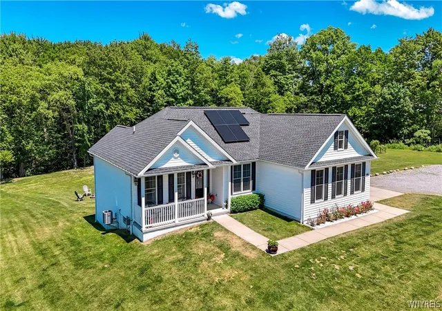 2nd image of 3816 Hardt Rd, Eden, NY 14057 | MLS# B1684330