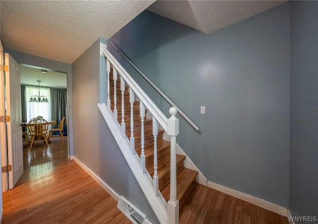 5th image of 96 Tobey Hill Dr, Buffalo, NY 14224 | MLS# B1689339