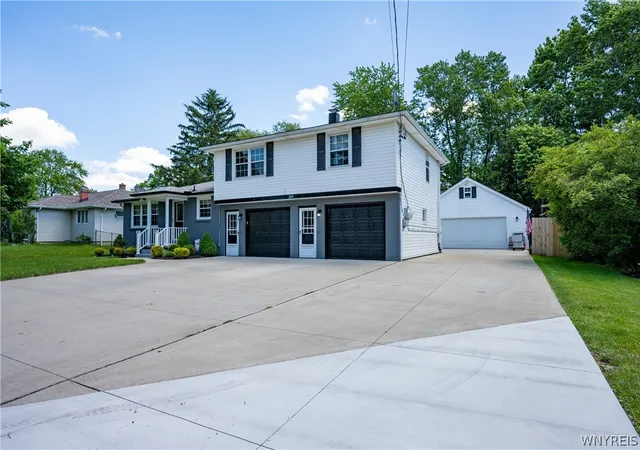 Homes for sale in Lancaster, NY | 269 Broezel Ave, Lancaster, NY 14086 | MLS# B1689107