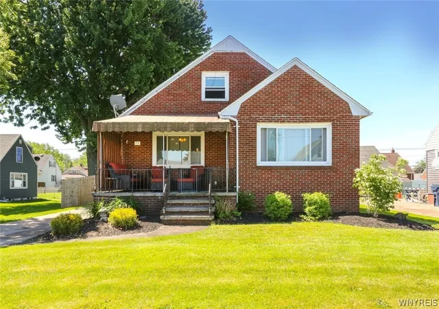 Photo 1 of Sale Pending at 77 Stearns Ave, Buffalo, NY 14218 | MLS# B1689202 | Listing updated on 2026-07-06