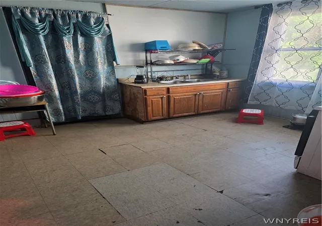 Photo 3 of Sale Pending at 274 Dewey Ave, Buffalo, NY 14214 | MLS# B1689445 | Listing updated on 2026-07-15