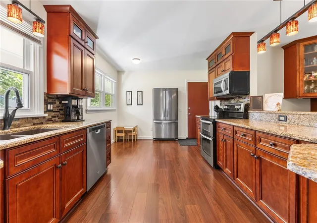 Homes for sale in Perinton, NY | 7 Aldwick Rise, Perinton, NY 14450 | MLS# R1688669