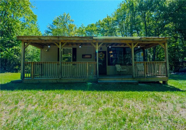 Homes for sale in Redfield, NY | 404 Old State Rd, Redfield, NY 13437 | MLS# S1689420