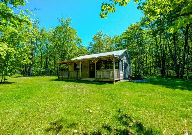 Homes for sale in Redfield, NY | 404 Old State Rd, Redfield, NY 13437 | MLS# S1689420