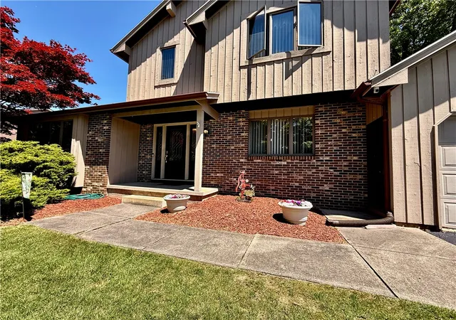 2nd image of 28 W Forest Dr, Chili, NY 14624 | MLS# R1680143