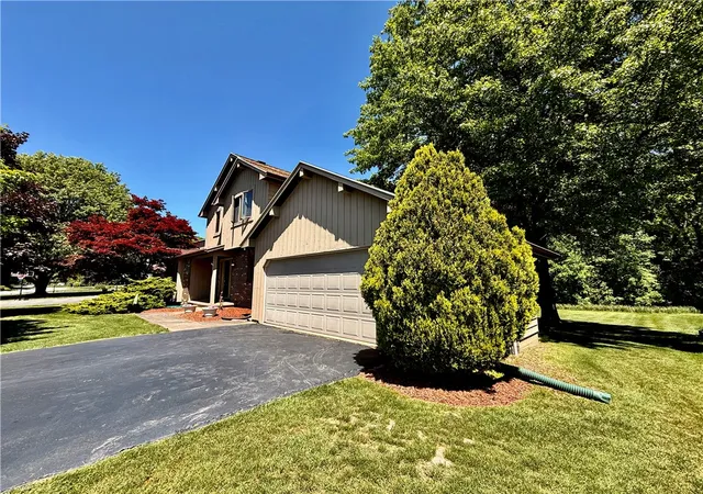 41st image of 28 W Forest Dr, Chili, NY 14624 | MLS# R1680143