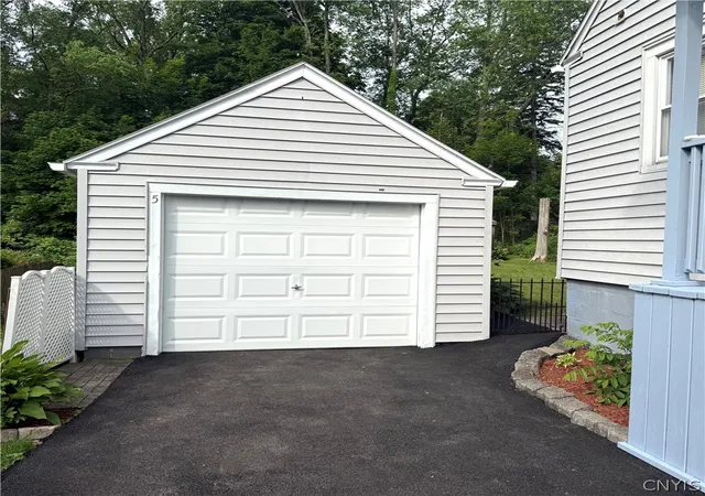 Homes for sale in Whitestown, NY | 5 White St, Whitestown, NY 13492 | MLS# S1689292