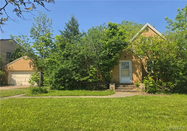Homes for sale in Cheektowaga, NY | 60 Rosewood Ter, Cheektowaga, NY 14225 | MLS# B1689400