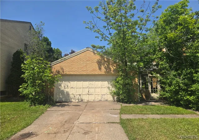 Homes for sale in Cheektowaga, NY | 60 Rosewood Ter, Cheektowaga, NY 14225 | MLS# B1689400