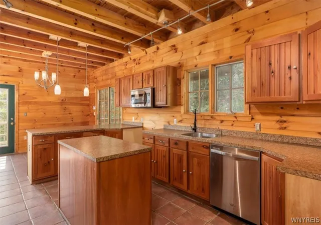 4th image of 8540 Hayes Hollow Rd, Colden, NY 14033 | MLS# B1687767