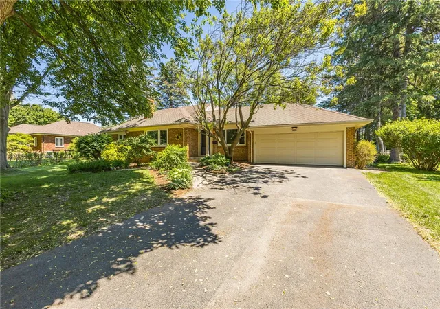 1st image of 180 Overbrook Rd, Pittsford, NY 14618 | MLS# R1688046