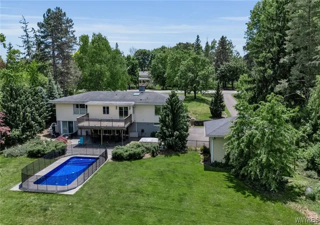49th image of 7932 Quaker Rd, Orchard Park, NY 14127 | MLS# B1688853