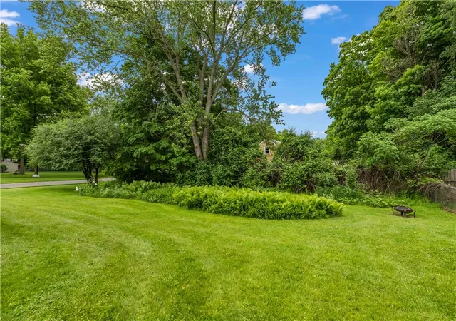 Homes for sale in Gates, NY | 31 Cheshire Ln, Gates, NY 14624 | MLS# R1687297