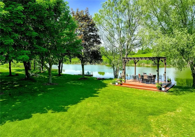 Homes for sale in Walworth, NY | 4005 County Line Rd, Walworth, NY 14502 | MLS# R1688605