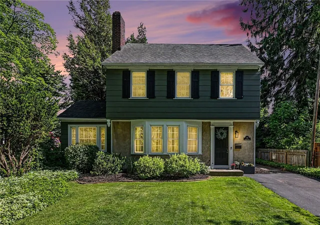 2nd image of 23 Suburba Ave, Irondequoit, NY 14617 | MLS# R1689492