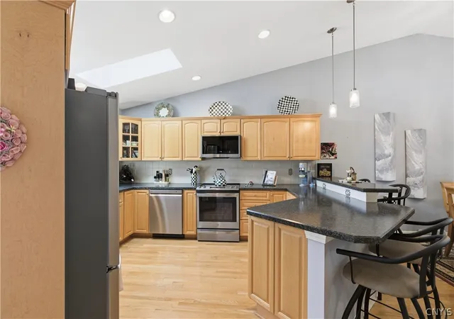 5th image of 8441 Marco Ln, Lysander, NY 13027 | MLS# S1688201