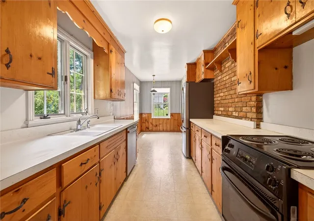 Homes for sale in Perinton, NY | 25 Little Brook Dr, Perinton, NY 14534 | MLS# R1689079