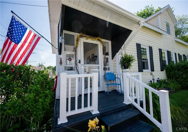 Photo 1 of Sale Pending at 10 Front St, Vernon, NY 13476 | MLS# S1688499 | Listing updated on 2026-06-24