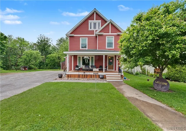 Homes for sale in Java, NY | 5716 Curriers Rd, Java, NY 14009 | MLS# B1688759