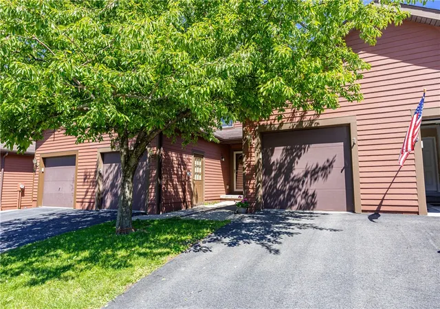 Homes for sale in Perinton, NY | 123 Broxbourne Dr, Perinton, NY 14450 | MLS# R1688626