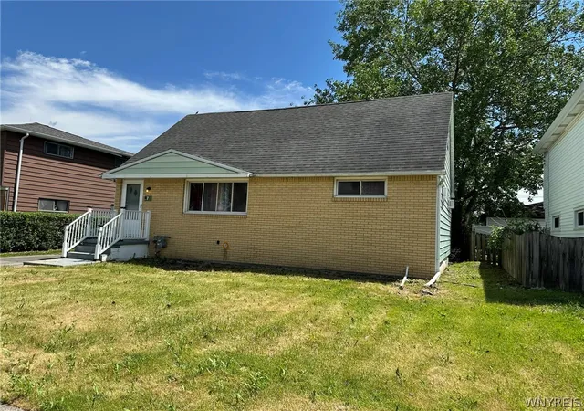 2nd image of 7 Joseph St, Buffalo, NY 14225 | MLS# B1689091