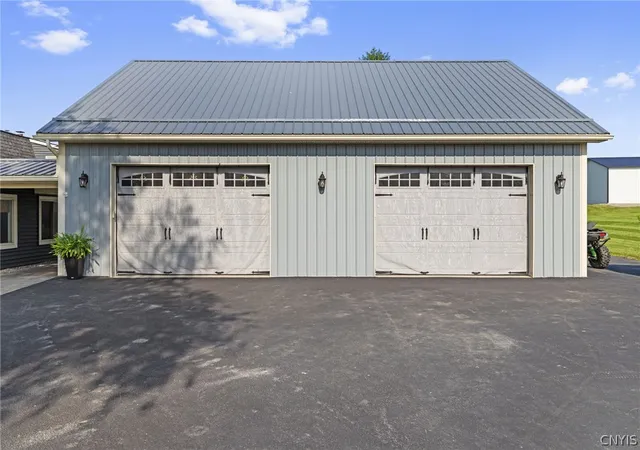 Photo 3 of Sale Pending at 3184 Amber Rd, Marcellus, NY 13108 | MLS# S1688554 | Listing updated on 2026-07-25