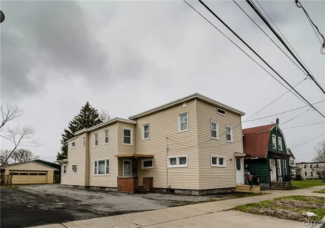 2nd image of 116 Leah St, Utica, NY 13501 | MLS# S1669001